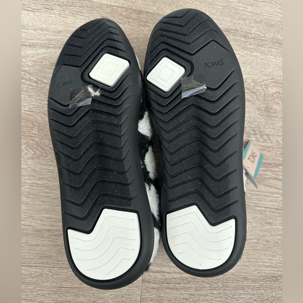 TOMS Alpargata Mallow Black Hearts Faux Shearling Slip-On Size 9.5 - Picture 6 of 12